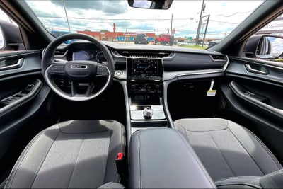 2026 Jeep Grand Cherokee L GRAND CHEROKEE L LAREDO X 4X2