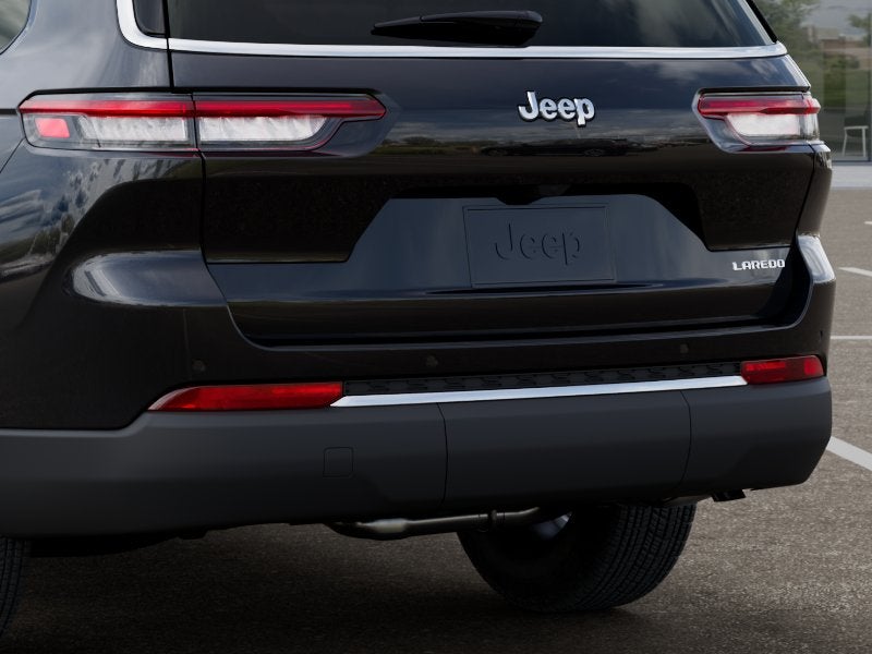 2026 Jeep Grand Cherokee L GRAND CHEROKEE L LAREDO X 4X2