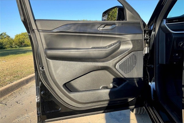 2025 Jeep Grand Cherokee L GRAND CHEROKEE L ALTITUDE X 4X2