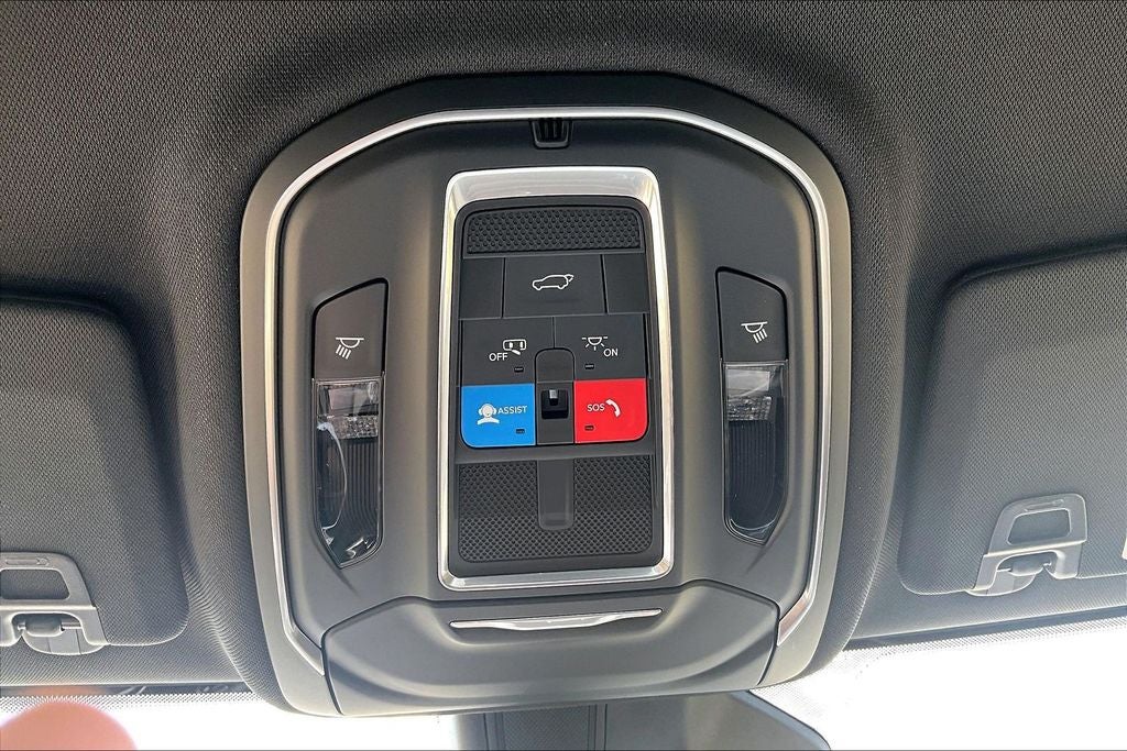 2026 Jeep Grand Cherokee L GRAND CHEROKEE L LAREDO ALTITUDE 4X2