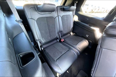 2026 Jeep Grand Cherokee L GRAND CHEROKEE L LAREDO ALTITUDE 4X2