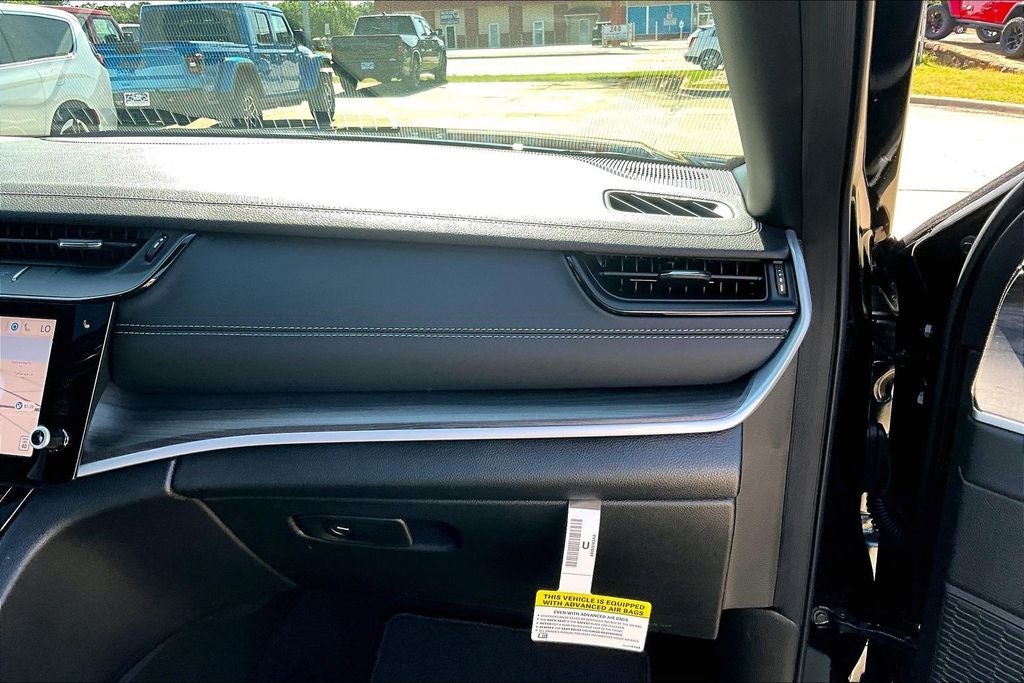 2026 Jeep Grand Cherokee L GRAND CHEROKEE L LAREDO ALTITUDE 4X2