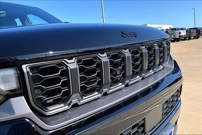 2026 Jeep Grand Cherokee L GRAND CHEROKEE L LAREDO ALTITUDE 4X2