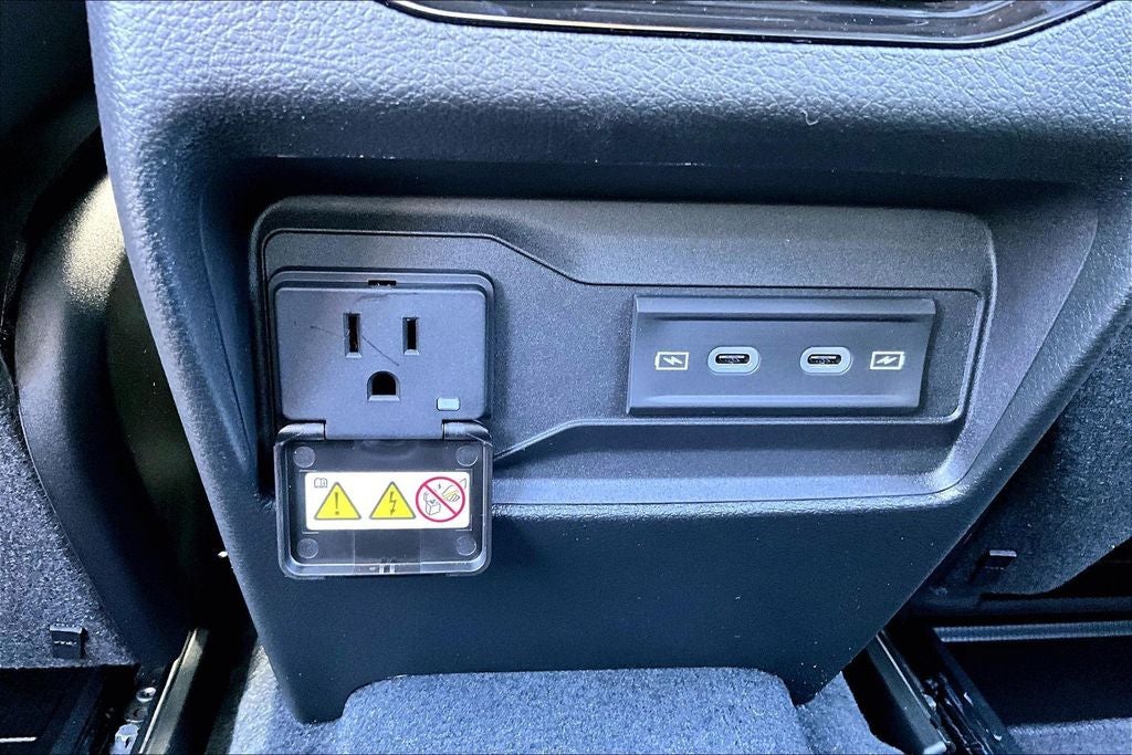 2026 Jeep Grand Cherokee L GRAND CHEROKEE L LAREDO ALTITUDE 4X2