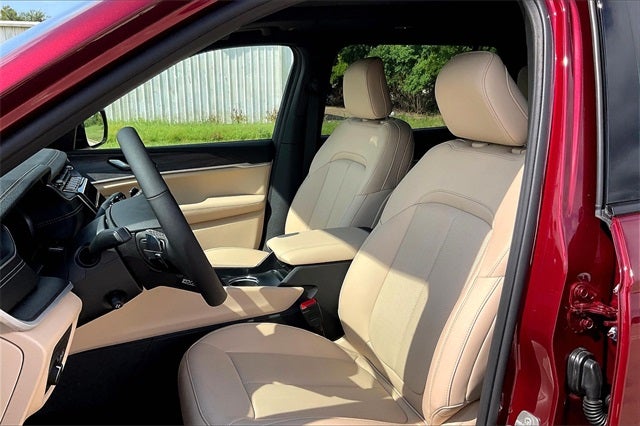 2025 Jeep Grand Cherokee L GRAND CHEROKEE L LIMITED 4X2