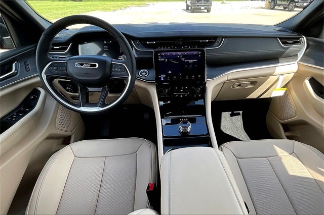 2025 Jeep Grand Cherokee L GRAND CHEROKEE L LIMITED 4X2