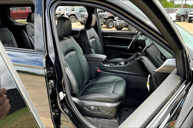 2026 Jeep Grand Cherokee L GRAND CHEROKEE L LIMITED 4X2