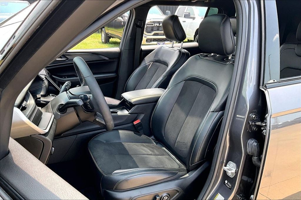 2024 Jeep Grand Cherokee L Altitude X