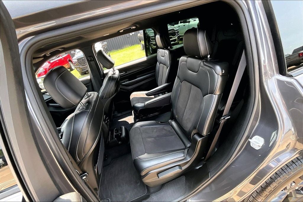 2024 Jeep Grand Cherokee L Altitude X
