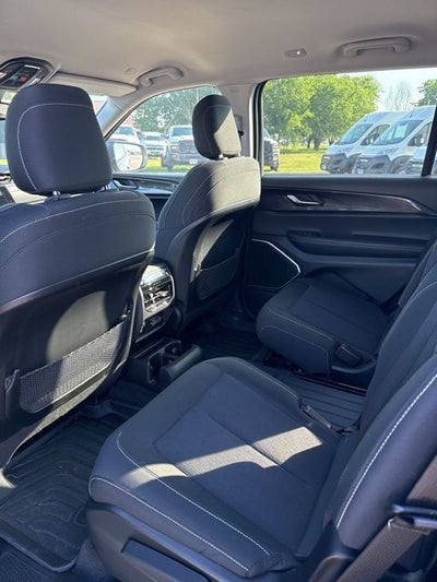 2022 Jeep Grand Cherokee L Laredo