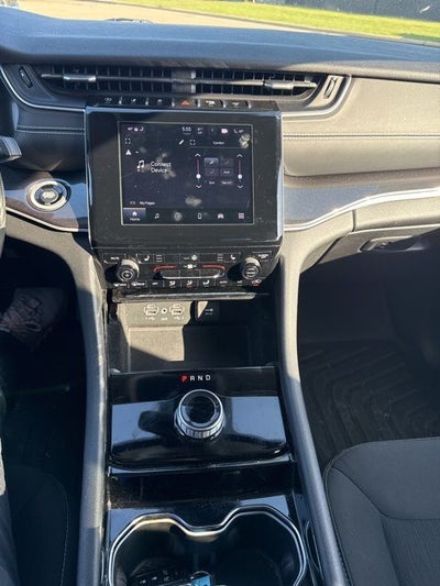 2022 Jeep Grand Cherokee L Laredo