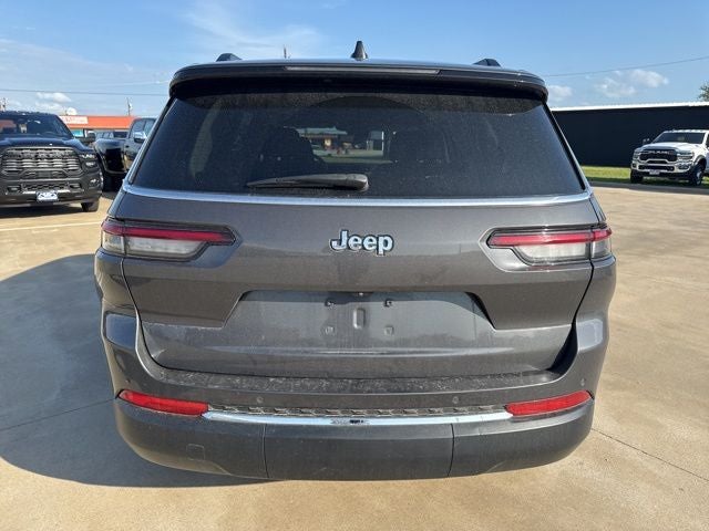 2022 Jeep Grand Cherokee L Laredo