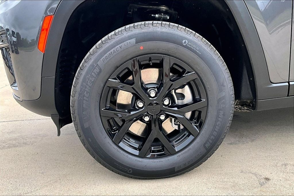 2026 Jeep Grand Cherokee L GRAND CHEROKEE L LAREDO ALTITUDE 4X4