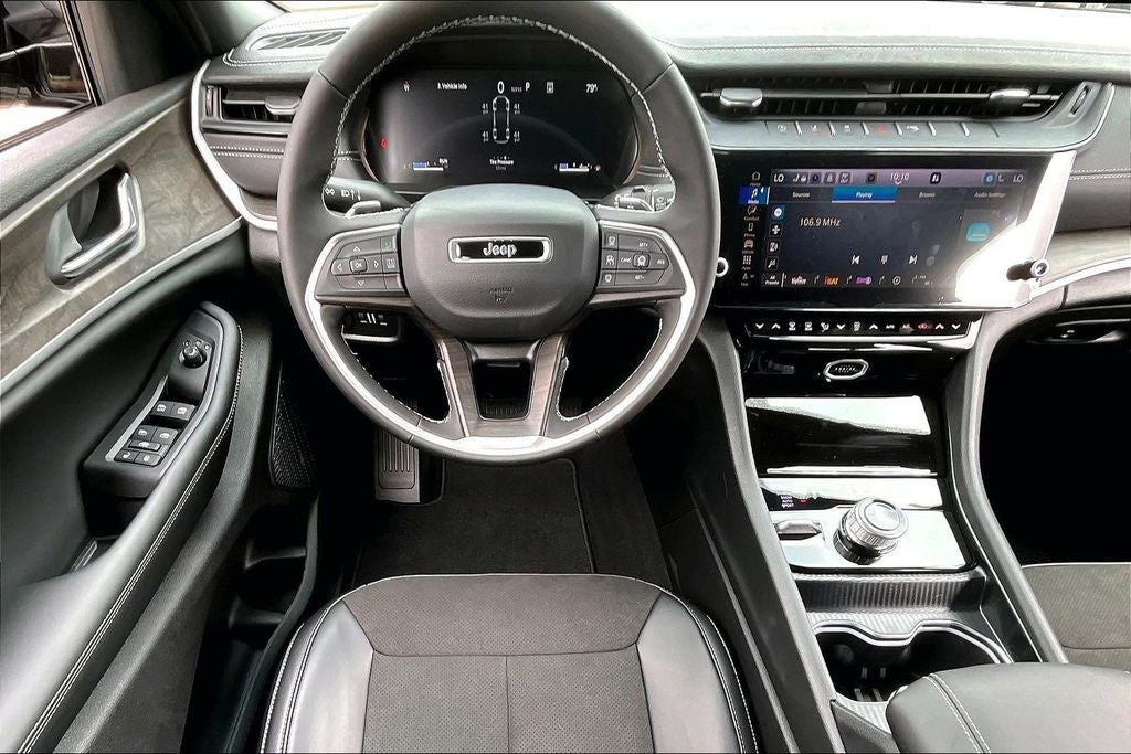 2026 Jeep Grand Cherokee L GRAND CHEROKEE L LAREDO ALTITUDE 4X4