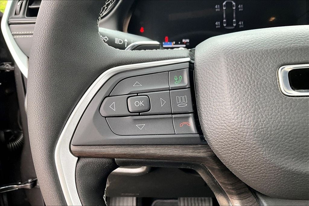2026 Jeep Grand Cherokee L GRAND CHEROKEE L LAREDO ALTITUDE 4X4