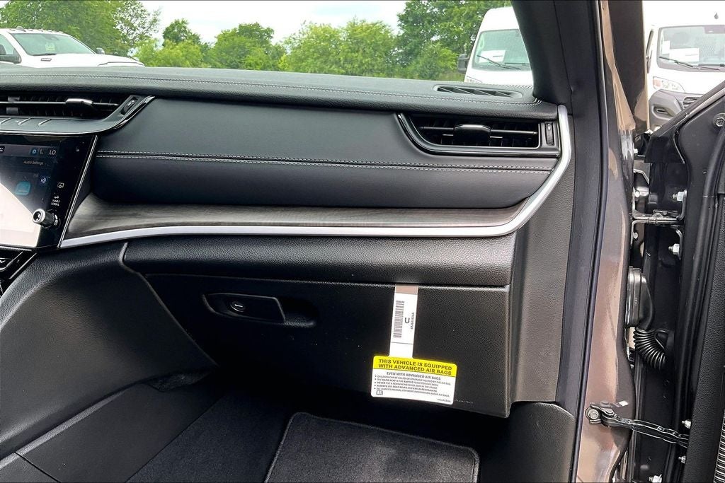 2026 Jeep Grand Cherokee L GRAND CHEROKEE L LAREDO ALTITUDE 4X4