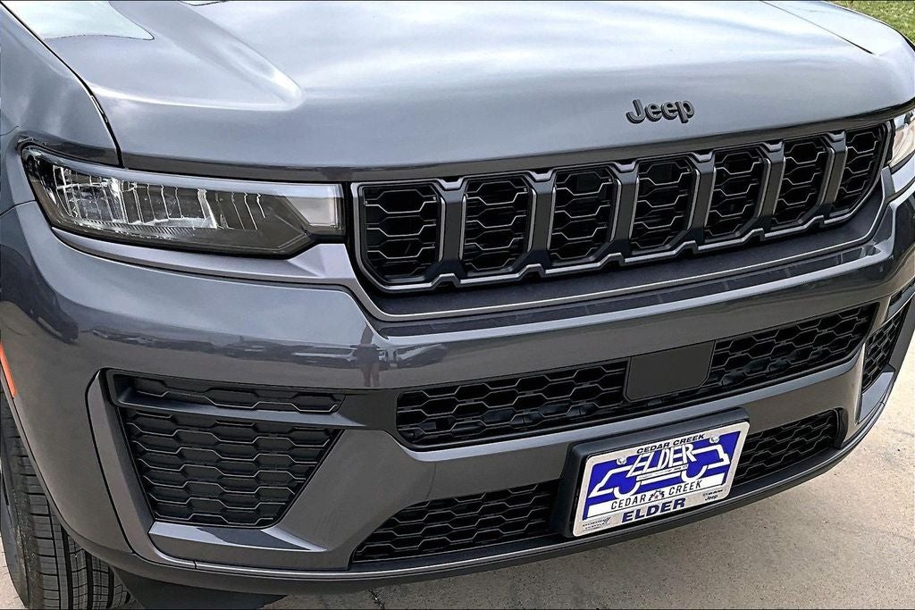2026 Jeep Grand Cherokee L GRAND CHEROKEE L LAREDO ALTITUDE 4X4