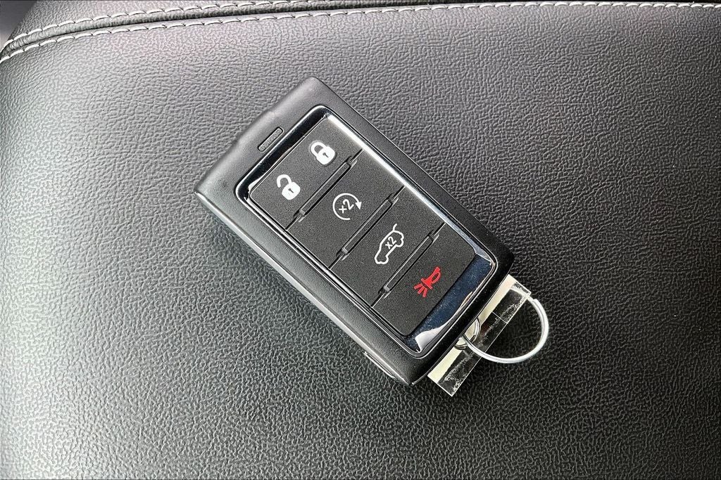 2026 Jeep Grand Cherokee L GRAND CHEROKEE L LAREDO ALTITUDE 4X4