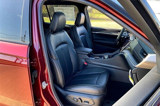 2025 Jeep Grand Cherokee L GRAND CHEROKEE L LIMITED 4X4