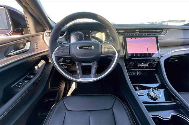 2025 Jeep Grand Cherokee L GRAND CHEROKEE L LIMITED 4X4