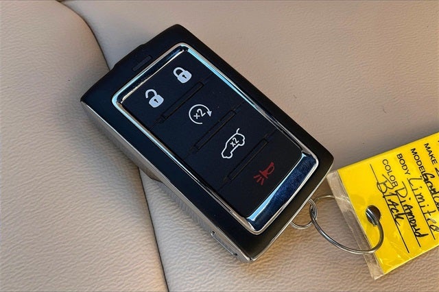 2025 Jeep Grand Cherokee L GRAND CHEROKEE L LIMITED 4X4