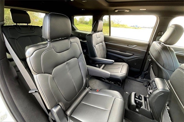 2025 Jeep Grand Cherokee L GRAND CHEROKEE L LIMITED 4X4