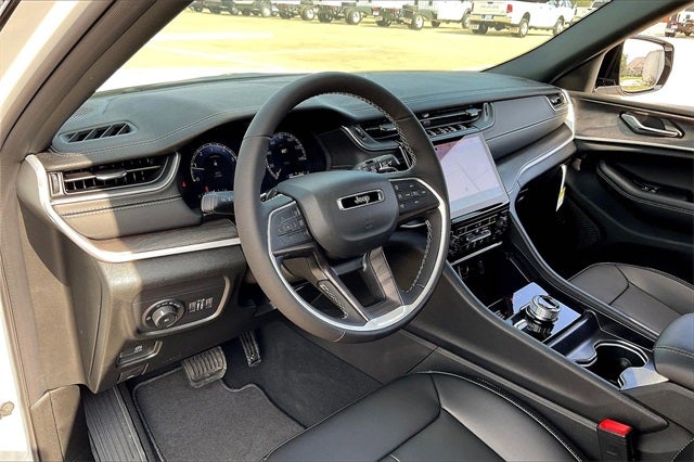 2025 Jeep Grand Cherokee L GRAND CHEROKEE L LIMITED 4X4