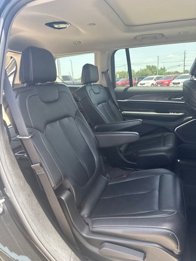 2022 Jeep Grand Cherokee L Limited 4x4