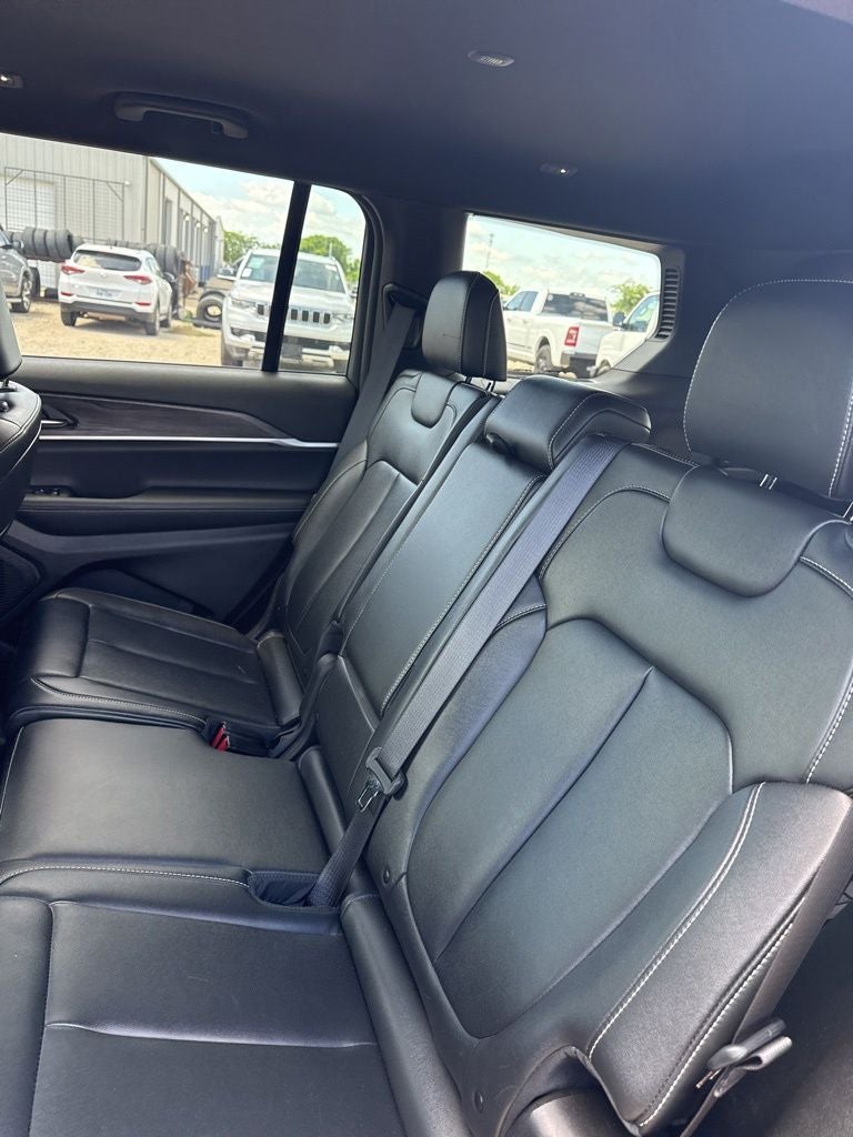 2024 Jeep Grand Cherokee L Limited 4x4