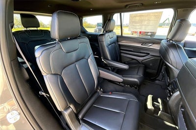 2025 Jeep Grand Cherokee L GRAND CHEROKEE L LIMITED 4X4