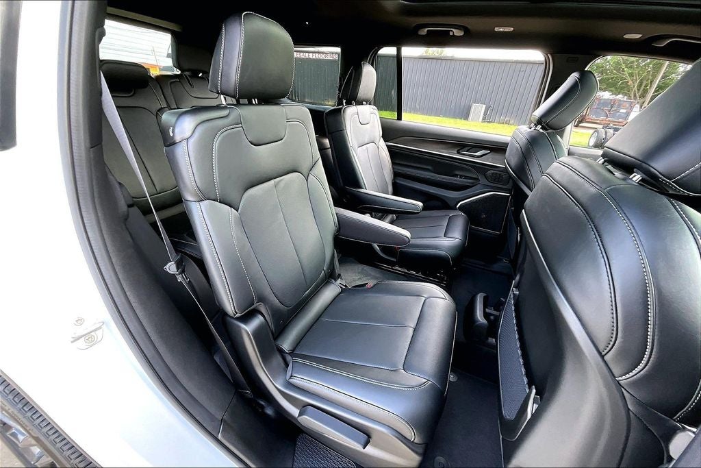 2026 Jeep Grand Cherokee L GRAND CHEROKEE L LIMITED RESERVE 4X4