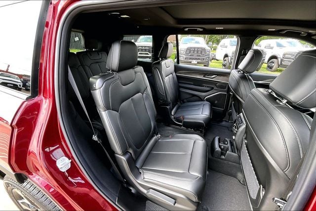 2026 Jeep Grand Cherokee L GRAND CHEROKEE L LIMITED 4X4