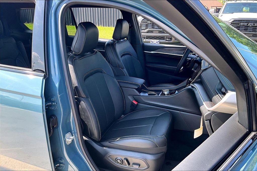 2026 Jeep Grand Cherokee L GRAND CHEROKEE L LIMITED RESERVE 4X4