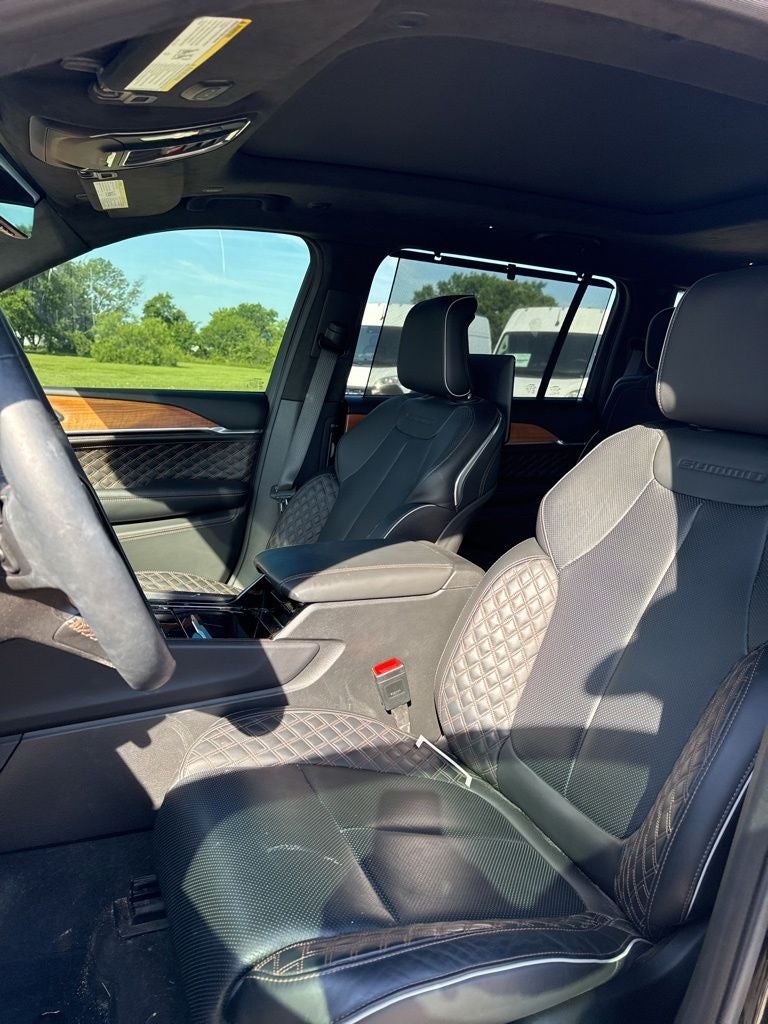 2025 Jeep Grand Cherokee L Summit Reserve 4x4