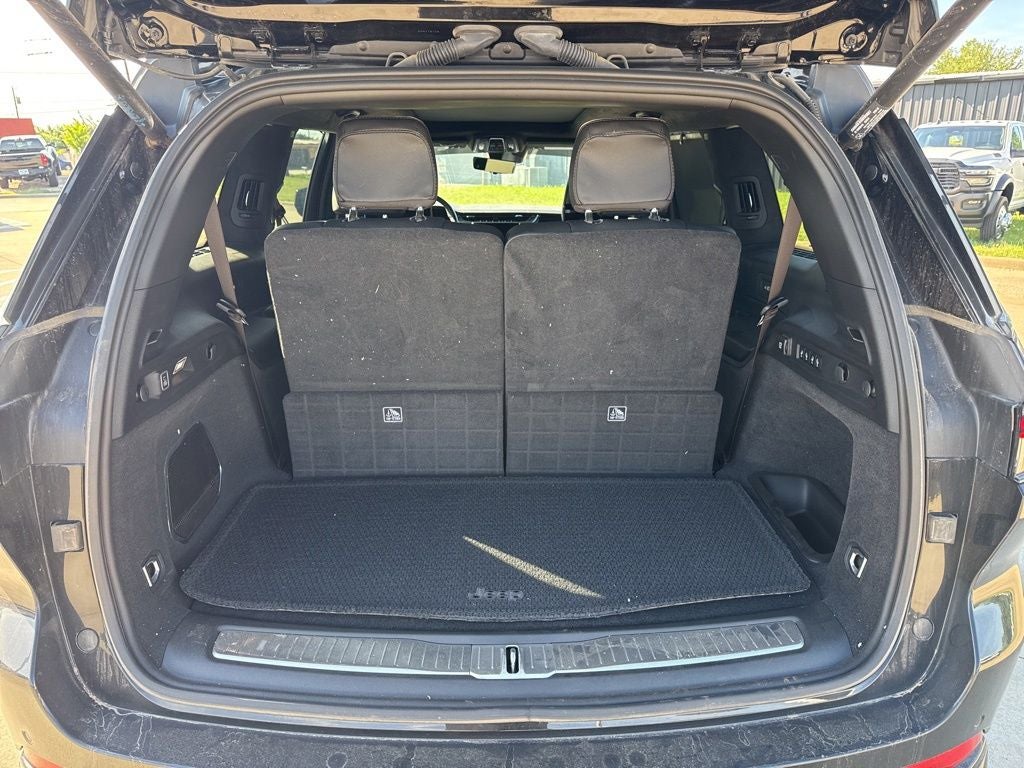 2025 Jeep Grand Cherokee L Summit Reserve 4x4