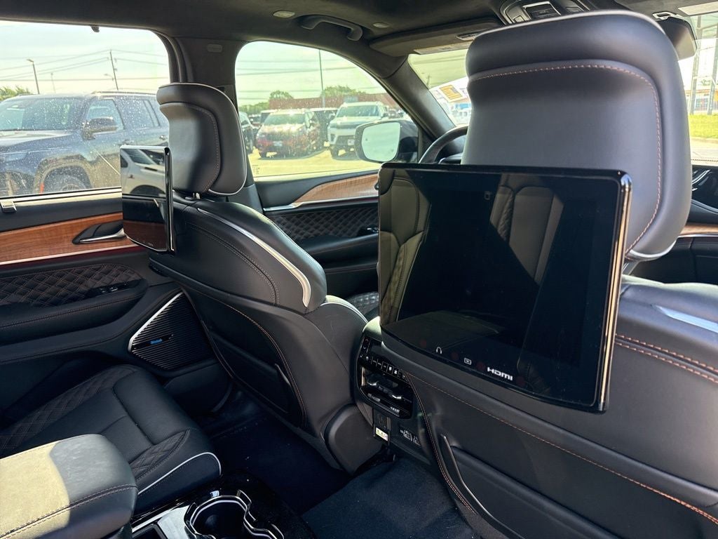 2025 Jeep Grand Cherokee L Summit Reserve 4x4