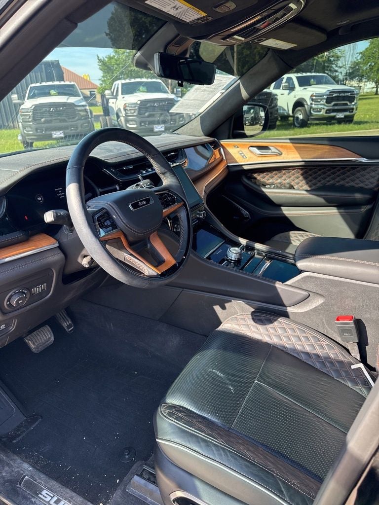 2025 Jeep Grand Cherokee L Summit Reserve 4x4