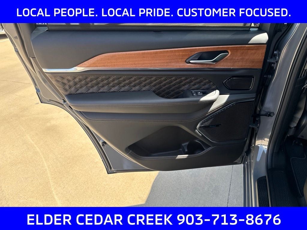 2027 Jeep Grand Cherokee L Summit