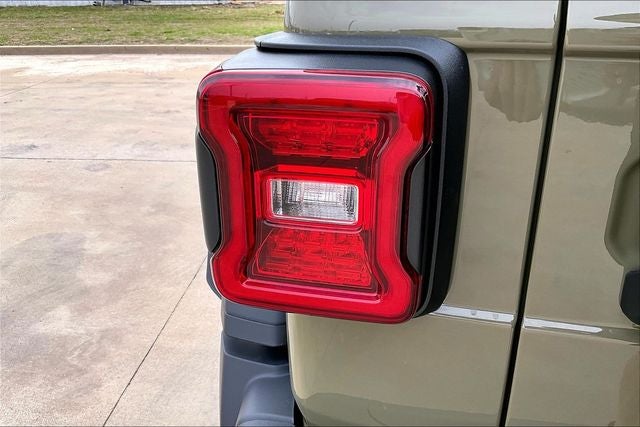 2026 Jeep Wrangler WRANGLER 4-DOOR MOAB 392