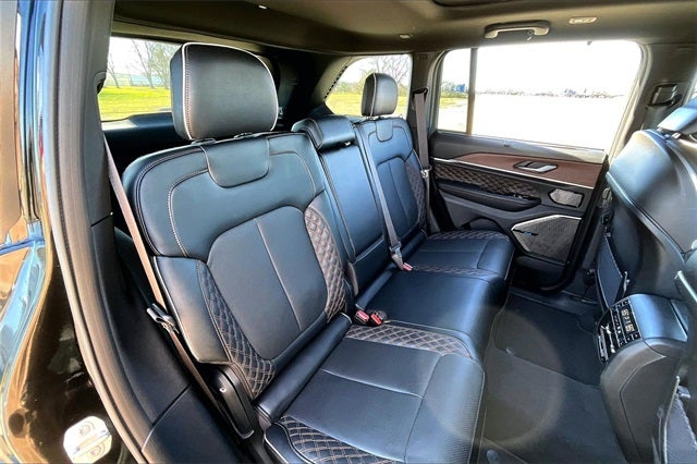 2022 Jeep Grand Cherokee 4xe Summit 4x4