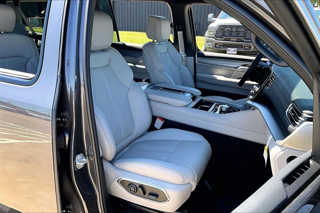 2026 Jeep Grand Wagoneer GRAND WAGONEER L 4X4