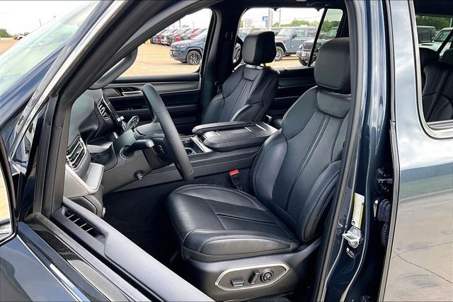 2025 Jeep Wagoneer WAGONEER L SERIES III 4X4