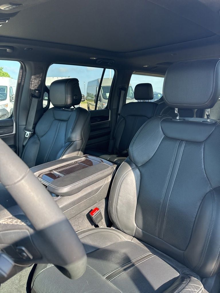 2024 Jeep Wagoneer Series I 4x2
