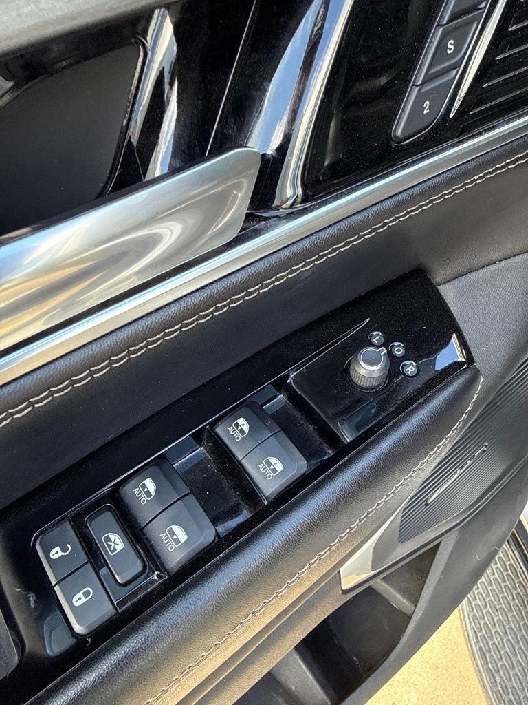 2023 Jeep Wagoneer Series I 4x2