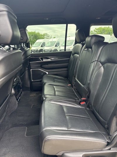 2022 Jeep Wagoneer Series I 4x2