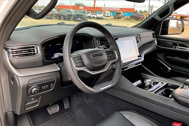 2024 Jeep Wagoneer Series II 4x2