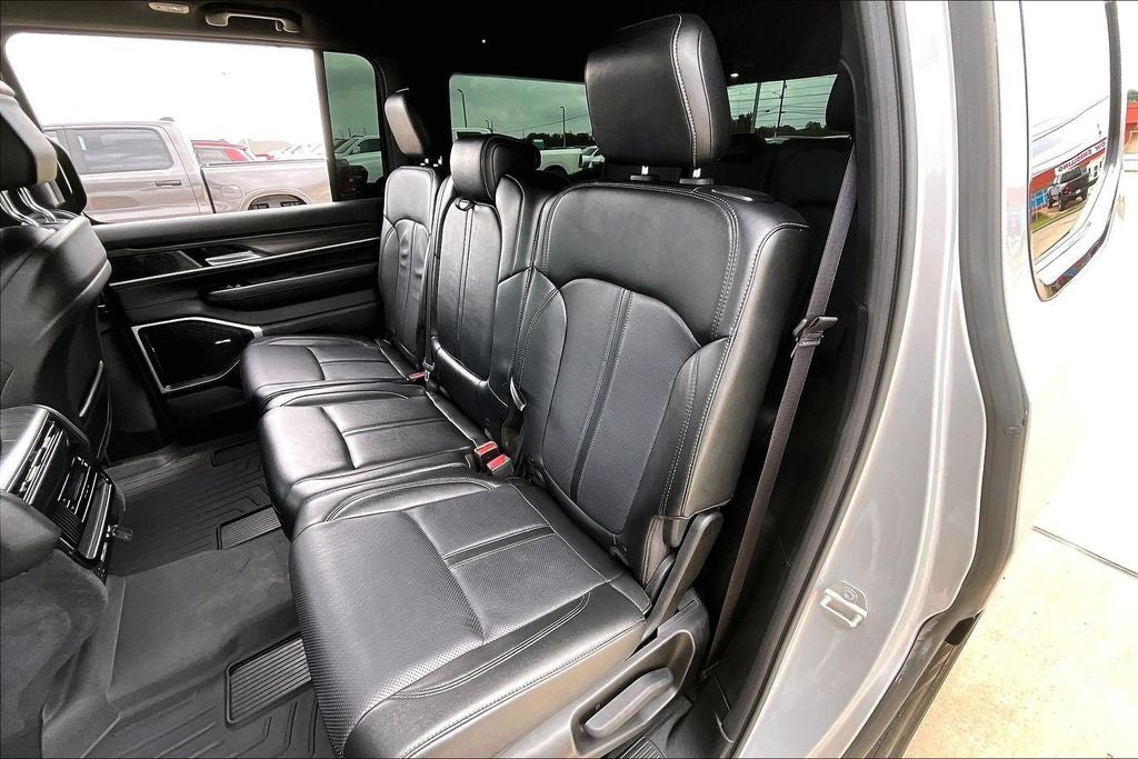 2024 Jeep Wagoneer Series II 4x2