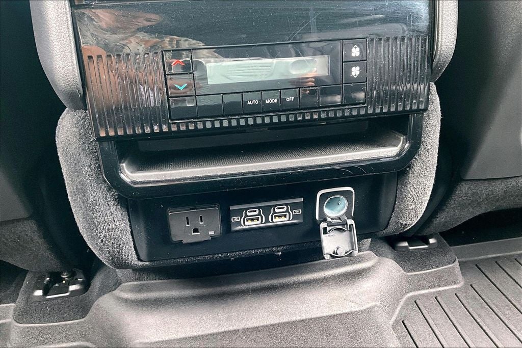 2024 Jeep Wagoneer Series II 4x2