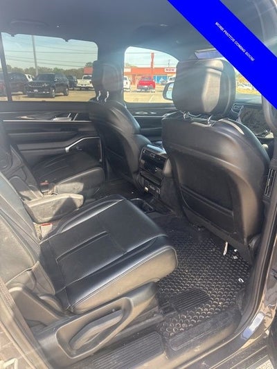 2022 Jeep Wagoneer Series III 4x2