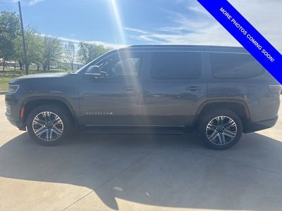 2022 Jeep Wagoneer Series III 4x2